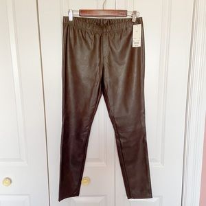 NWT Uniqlo Faux Leather Leggings Pants
